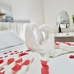 Luxury Two-bedroom - Private Parking 스코페