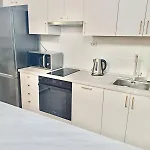 아파트 Luxury Two-bedroom - Private Parking 스코페