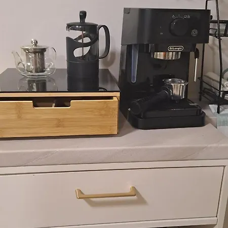 Luxury Two-bedroom - Private Parking Апартаменты *