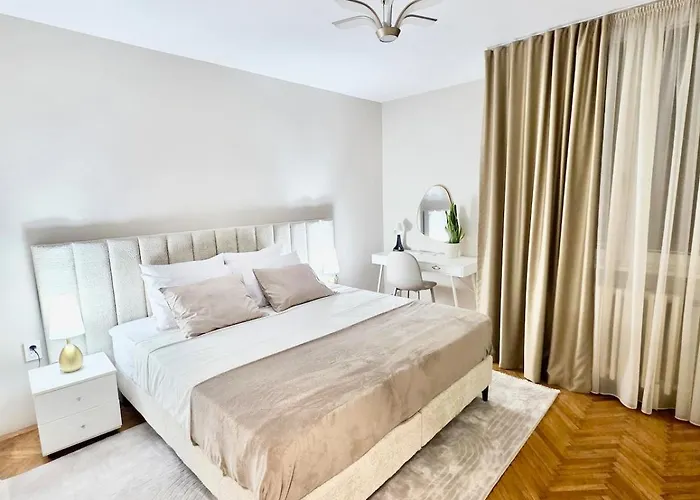 Luxury Two-bedroom - Private Parking Скопье