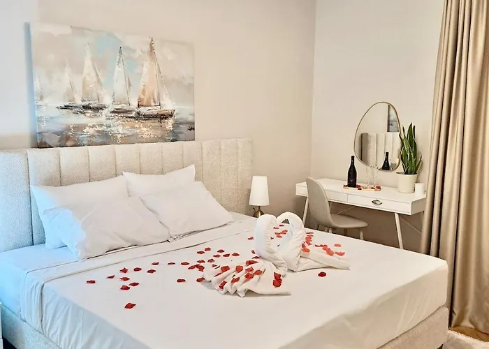 Luxury Two-bedroom - Private Parking Апартаменты