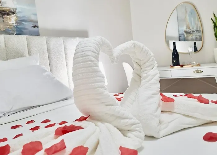 Luxury Two-bedroom - Private Parking Скопье