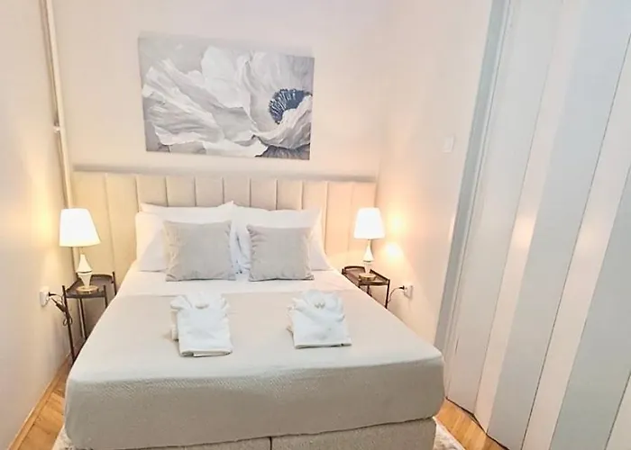 Апартаменты Luxury Two-bedroom - Private Parking Скопье