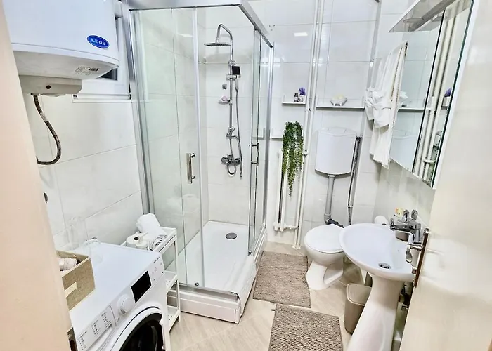 Appartamento Luxury Two-bedroom - Private Parking