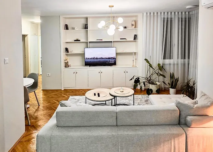 Luxury Two-bedroom - Private Parking * Skopje